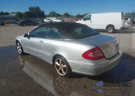 2005 Mercedes-Benz Clk 320 from USA, damaged, VIN WDBTK65J65F139922